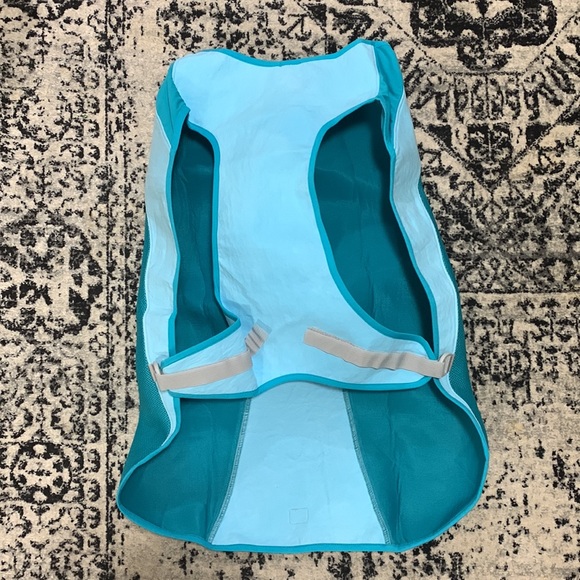 Canine Equipment Ultimate Cooling Coat - Picture 4 of 6